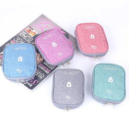 Outdoor Emergency Survival Bag Pill Case Mini Portable Medicine Storage Bag Travel First Aid Kit Medicine Bags Organizer Camping