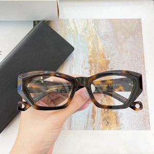 Eyewear extérieure Retro Frame épais Grande plaque de verre carré Eyeglasse pour hommes Optical Fashion Myopia Prescription Eyeglasse