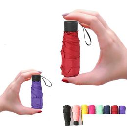 Buitengadgets mini pocket paraplu vrouwen uv kleine paraplu's 180 g regen waterdichte mannen zonneparasol handige meisjes reis parapluie otsv6