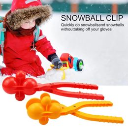 Gadgets al aire libre Práctico clip para hacer bolas de nieve Agarre cómodo Novedad 4 bolas Clip de bola de nieve Juego multicolor Juguete de nieve para patio 231218