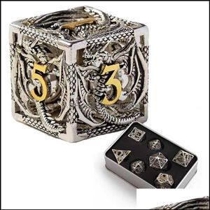 Outdoor Games Activiteiten Vrije tijd Sport Buiten 7 Stuks Zuiver Koper Holle Metalen Dobbelstenen Set DD Polyhedral Voor Dnd Dungeons And Dragons284f