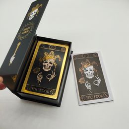 Juegos al aire libre Actividades Súper Excelente Patrón de esqueleto Deluxe Lámina de oro Tarot Tarjetas de PVC a prueba de agua Cubierta Juego de mesa misterioso para regalo de Halloween 230724