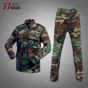 Vestes d'extérieur Hoodies Vestes de camouflage Hommes Résistant à l'usure Multi-poches Deux pièces Manteaux pour hommes Randonnée en plein air Camping Vestes tactiques militaires Hommes 0104