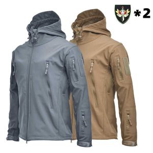 Outdoor Jackets Hoodies Heren Fleece Tactical Jacket Men Outdoor Swat Multi-Pocket Hooded Softshell Militaire Warm Waterdichte jacht Wandelen Jassen Coats 0104