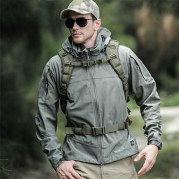 Outdoor Jackets Hoodies Militaire Tactische Outdoor Soft Shell Hiking Sport Jackets Man Spring /Autumn Waterdichte Hoodie Coat Casual Clothing 0104