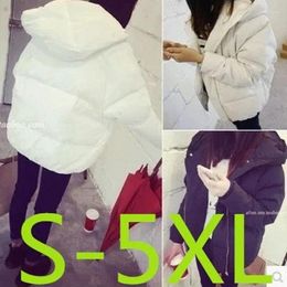 Vestes d'extérieur chaudes vêtements rembourrés de coton femmes courtes 2023 Style coréen hiver à manches longues manteau à capuche coton petit Co