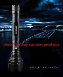 Super XHP220 lampe de poche LED rechargeable haute puissance lampe
