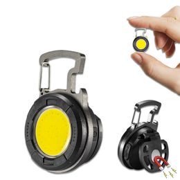 Éclairage extérieur super lumineux MINI lampe de poche camping lumière lanterne COB porte-clés lumière de travail projecteur avec aimant puissant et clip étanche