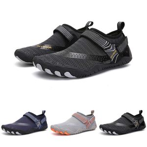 Outdoor Men Water Shoes Women Swimming Footwear Seaside Walking Upstream Shoes Breathable Quick Dry Beach Five Finger Aqua Shoes Y0714