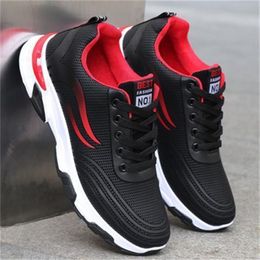 Baskets de sport pour hommes en plein air gris rouge noir mode décontractée courir ventiler chaussures