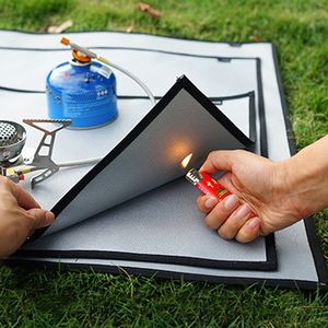 Buitenkussens Camping Vuurvrije grill Mat Doek Vlam Vertrouwen Warmtisolatie Kussen Vuur Pit Embermat Deken voor Picnic Barbecue buiten 230210