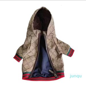 Vêtements pour chiens de compagnie en plein air motif classique mode harnais pour animaux de compagnie manteau mignon Teddy Hoodies costume petit col accessoire