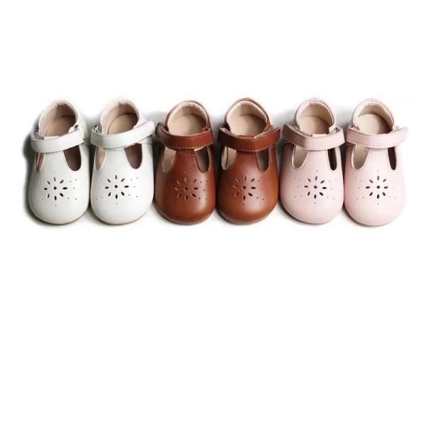 Zapatos de bebé de cuero Real para exteriores, zapatos de interior para niñas de primavera y otoño, mocasines de cuero genuino para primeros pasos, mocasines para niños pequeños