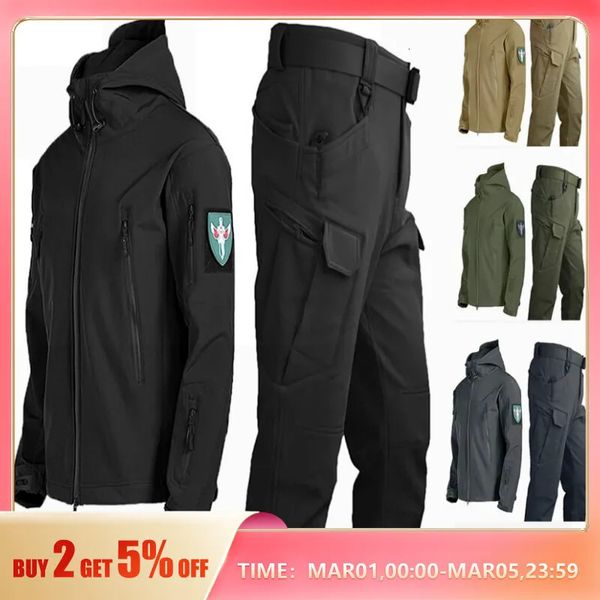 Veste d'extérieur en peau de requin Softshell pour hommes, costume de course, ventilateur militaire, coupe-vent, rembourré, veste d'alpinisme, 240301