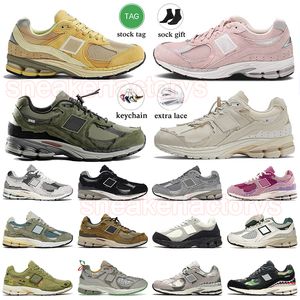 chaussures de plein air 2002r og chaussures de course athlétiques new balanace designer baskets protection pack dark moss grès femmes hommes 2002 r plate-forme formateurs chaussures de jogging