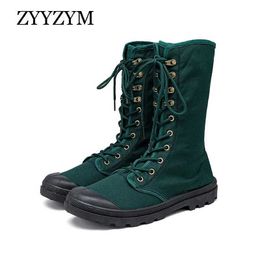 Outdoor Shoes Sandales ZYYZYM hommes bottes printemps automne haute aide Style Denim toile mode caoutchouc extérieur Jungle alpinisme chaussures hommes YQ240301