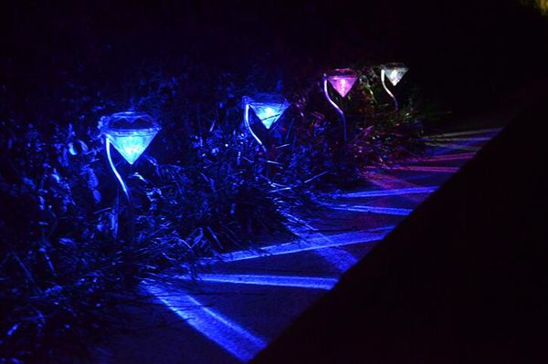 Luces solares al aire libre Dengcao bola luz colorida luz de jardín luz LED luces solares insertadas a prueba de agua