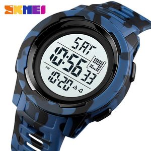 Outdoor Sport Watch Men Multifunction Chronograph 5Bar waterdichte wekker Digitale mannelijke polshorloges Reloj Hombre Skmei 1731