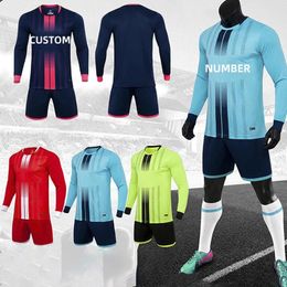 Outdoor T-shirts Voetbalshirt met lange mouwen Herfst Winter Sportkleding Jeugd Kinderen Teamspeelkleding Training Aanpassen Heren 2-delige set 231117