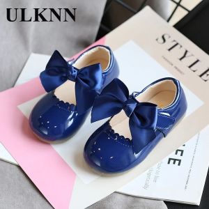 Extérieur Ulknn Baby Girls Migne Bow Multipurpose Chaussures 2023 Nouvelle version coréenne Princesse Shoesstyle Leather Dance Shoes