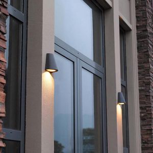 Outdoor Wall Lampen Land Moderne Creatieve Aluminium Bladce LED 3W Waterdichte Lampenkap Garden Fixtures Balkon Courtyard Lighting