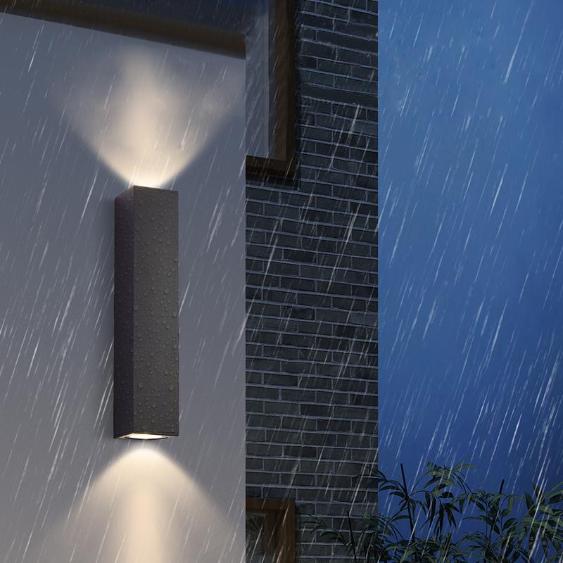 Накрытые настенные лампы водонепроницаемые светодиодные лампы Современная IP67 Алюминиевая светлая черная белая садовая крыльца Sconce 96V 220V LuminaiReoutdoor