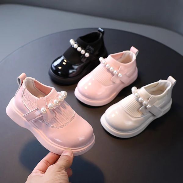 Chaussures en cuir rose des jeunes enfants extérieurs pour bébé fourrure chaude en peluche Petits pour tout-petits chaussures appartements non gorgées