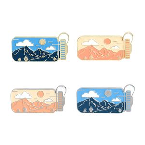 Extérieur émail épinglettes voyage aventure broches Collection montagne Nature dessin animé Badges bijoux cadeau amis en gros