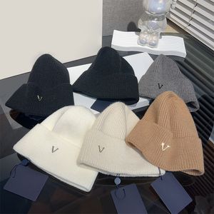 Extérieur tricoté chapeau laine crâne casquettes femme bonnet casquette concepteur pour homme hiver chapeaux cadeau 6 couleur adulte haut qualité élastique