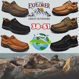 Outdoors Runners Baskets pour hommes Baskets de sport Chaussures de créateur en cuir Montagne Antidérapant et résistant à l'usure Respirant et évacuant la transpiration grandes tailles 38-51