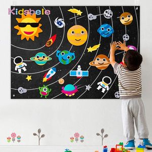 Espace extra-atmosphérique feutre Montessori conseil jouet système solaire univers narration flanelle tapis de jeu interactif jouets éducatifs pour enfants 231228