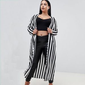 Vêtements d'extérieur grande taille ouvert avant décontracté rayé cardigan femmes manches longues maxi lâche noir et blanc printemps élégant mode kimono 6XL 7XL