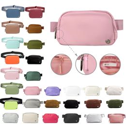 Tenue sacs de taille de luxe Sacs de sac de yoga brossé concepteur Lu Everywhere Belt sac Fanny Pack Bum coffre Bumbag Bumbag Nylon Womens Mens Gold