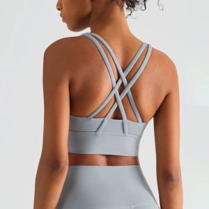 Tenues femmes Bras Nylon Sports Bralette Breathable Yoga Fiess Top Cross Sexy Back Female Bras AntiShepa Gym Crop Tops Sports