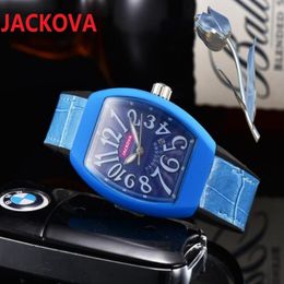 Ovale vorm Digitaal nummer Echt lederen horloges Dames Quartz Rood Wit Blauw Zwart Leer Hoge kwaliteit Klok Kerstmis 210G