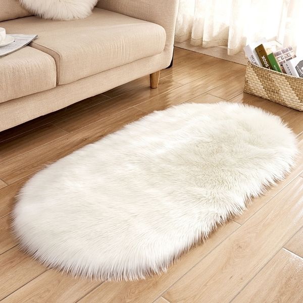 Alfombras ovaladas suaves y esponjosas de piel de oveja sintética, alfombra blanca junto a la cama, alfombra nórdica roja para sala de estar, piso de dormitorio Y200417