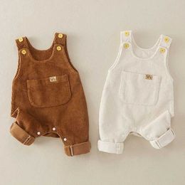 Everly 2023 Autumn Baby Clothing Recién nacido Lindo Camisón sin mangas Cornuroy Botón de algodón puro Sumpersuit para niños Cinturón casual Fit D240515