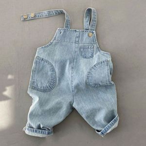Salopette mode coréenne infantile bébé jean enfant en bas âge garçon fille coton Denim pantalon jarretelle pantalon enfants poches ensemble 230414