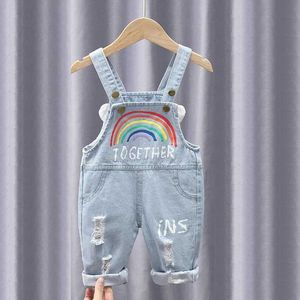 Sauthoue Rompers Baby Dunarees Girls Sautpuise de trous Jeans Rainbow Imprimez pantalon en denim Pantalon préscolaire de combinaison 0-4 ans WX5.26