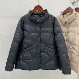 Übergroße 3XL 4XL Frauen AutumnWinter Jacken Weibliche Mode Stehkragen Ultra Leichte Weiße Ente Unten Mantel 231229