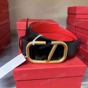 Ceinture de designer surdimensionnée de 7 cm pour femmes ceinture en v pour hommes en métal grande boucle ceinture distinctive avec cuir lisse ceintures de luxe durables réversibles marron rouge ga08 B23