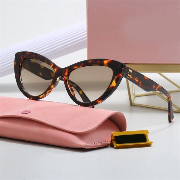 Gafas de sol de gran tamaño Sombras de diseñador Ojo de gato Gafas de lujo Estampado de leopardo Protección UV Occhiali da sole Día de San Valentín Gafas de sol para mujer como regalo PJ042 C23