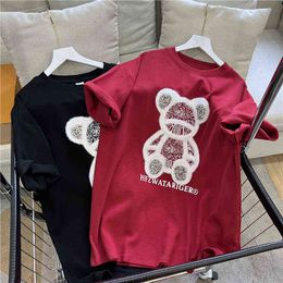 T-shirt surdimensionné Femmes Spring Summer Tees Cartoon Bear Tops Harajuku Girls mignon ours à fourrure O ours à manches courtes Tshirt en vrac Y220411