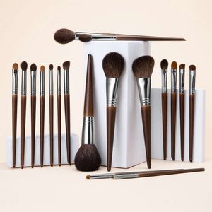 OVW Natural Gobat Makeup Brushes Set Professional Kit Brocha maquille Pedzle do Makijazu mélange Brush Scudging Brush Shadder