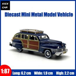 Oxford 1/87 Diecast Model Car T C Woody Estate Car Rubber Tyres Toy Gifts For Teenagers Adults Collection Hobby 240402