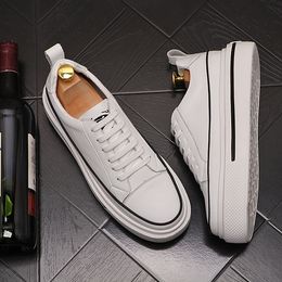 Oxford Dress Business Designers British Shoes British Fashion Men White Vulcanize Casual Leather Sneakers Lacet Lace Up