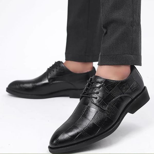 Oxford Elegant Mens Casual Men Men de mariage respirant Cuir avec talon Business Social Shoe Male Vobe Chaussures 240102 623 S