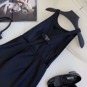 P Familys – robe Sexy à dos nu avec nœud décoratif pour filles, début d'automne, nouvelle collection 2023