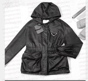 P Dames windscheper Black Luxe Jacket Winddichte Large Pocket Designer Brand Women's Jacket Fashion Casual Wind Breaker 5630