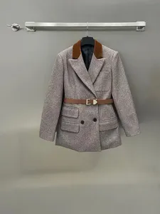 P0028 Jaquetas femininas designer Blazer Contraste Polo Collar Cintura Ombro Terno Casaco Outono-inverno vintage veludo arma lapela lã terno de comprimento médio